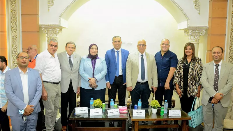 مدير الصحة يشهد تكريم الاوائل من أبناء الأطباء في البحيرة