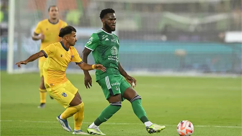 النصر ضد الأهلى .. العالمى يتعادل