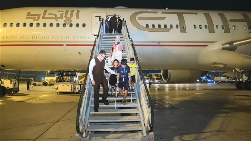 «الإمارات» تنجح في إجلاء دفعة جديدة من المرضى والجرحى الفلسطينيين للعلاج في أبو ظبي