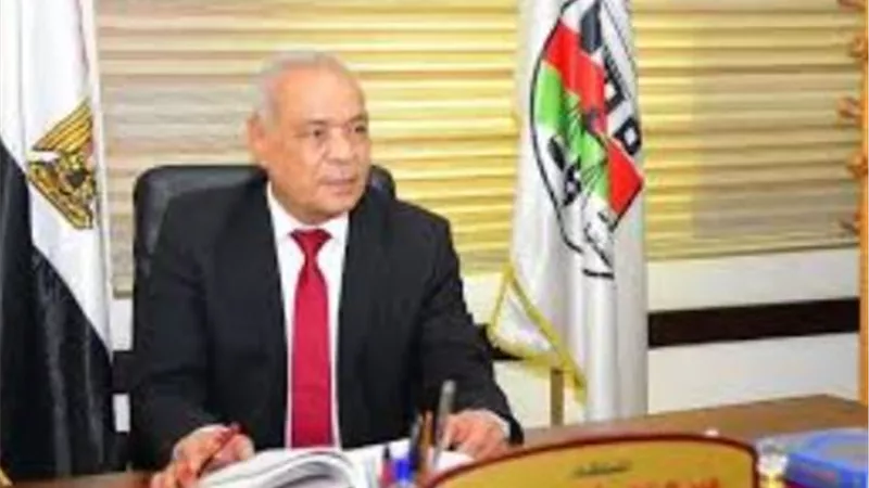 رئيس النيابة الإدارية يهنئ الرئيس السيسي بمناسبة ذكري المولد النب