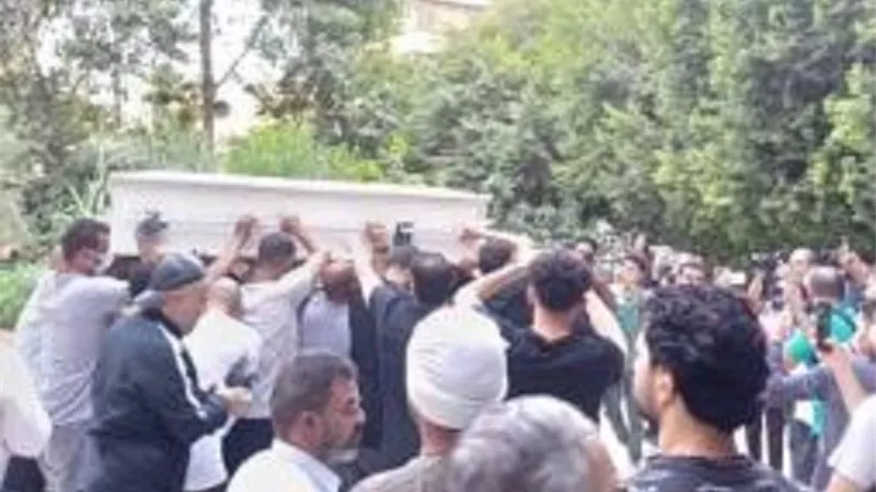 بالصور.. نجوم الفن يودعون 
