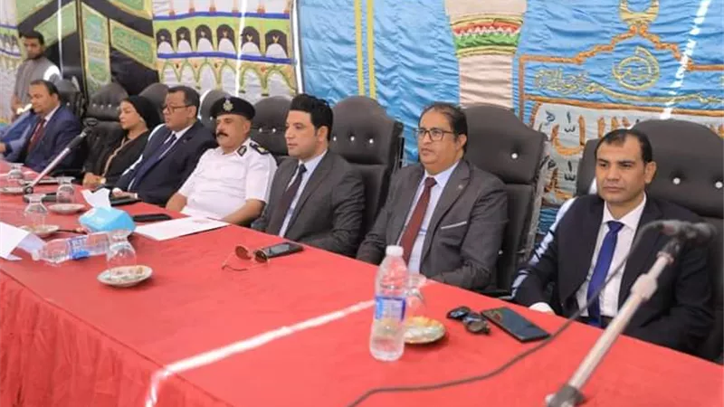 نائب محافظ سوهاج يشهد مراسم صلح عائلتي آل 