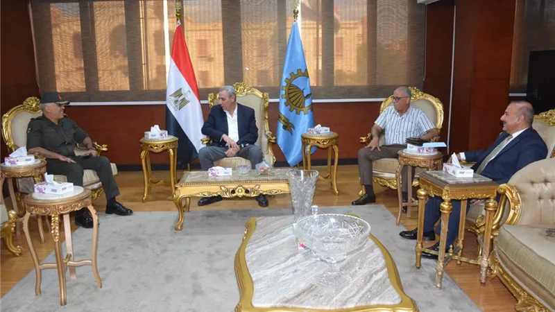 محافظ الغربية يلتقي مساعد قائد المنطقة الشمالية العسكرية