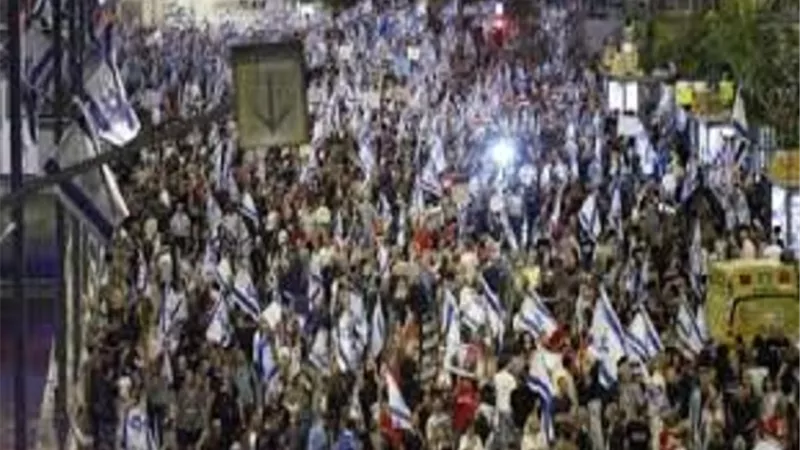 الاحتلال يعتقل 15 إسرائيليا خلال مظاهرات تل أبيب