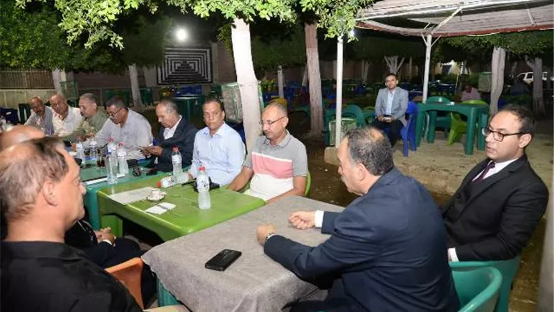 خطوات استباقية للحد من الحرق المكشوف للمخلفات الزراعية بأسيوط