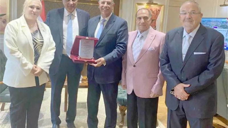 السفير نبيل حبشى يستقبل رئيس وممثلي الاتحاد العام للمصريين في الخارج