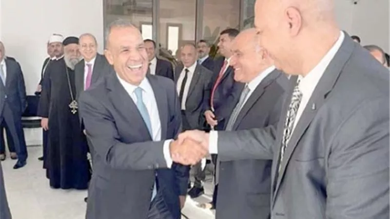 رحلة وزير الخارجية والهجرة إلى الامارات كلها مكاسب