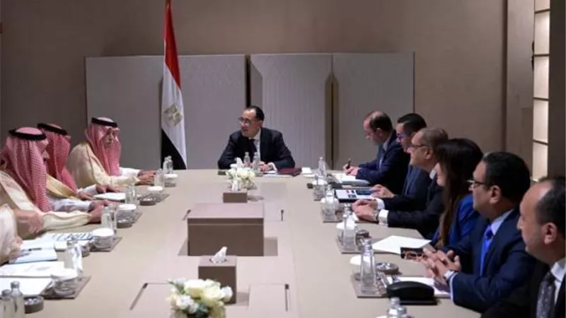 مدبولي يعرب عن تطلعه لتعزيز التبادل التجاري بين مصر والسعودية