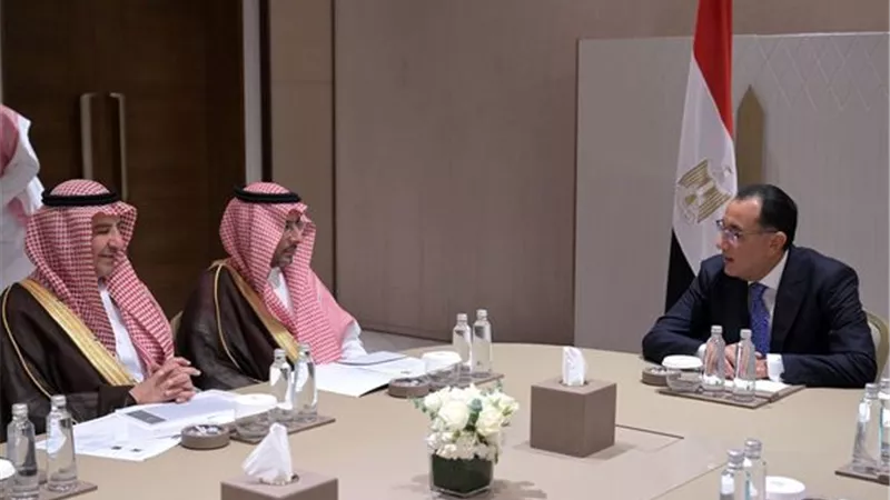 مدبولي: الحكومة تحفزالصناعة لتقود قاطرة التنمية الفترة المقبلة
