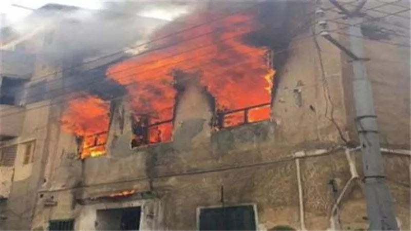 الحماية المدنية تسيطر على حريق منزل من 4 طوابق فى الزقازيق