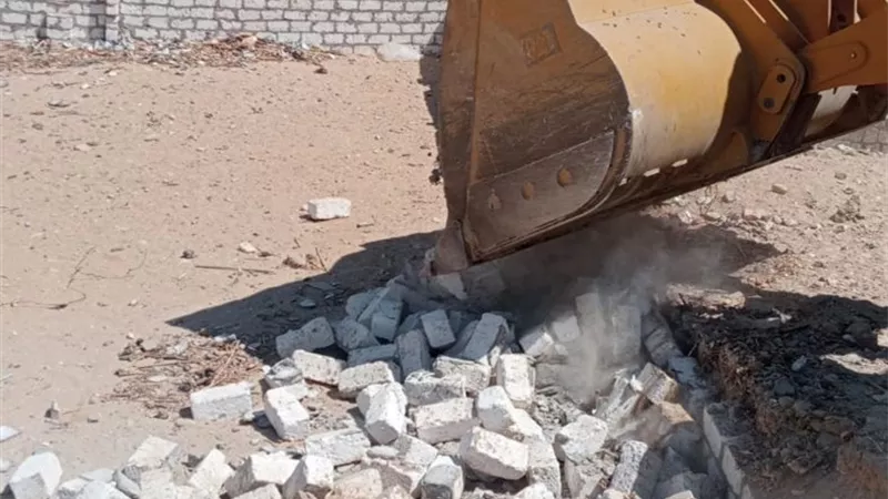 محافظ أسيوط يؤكد استمرار العمل في المرحلة الثالثة من الموجة 23