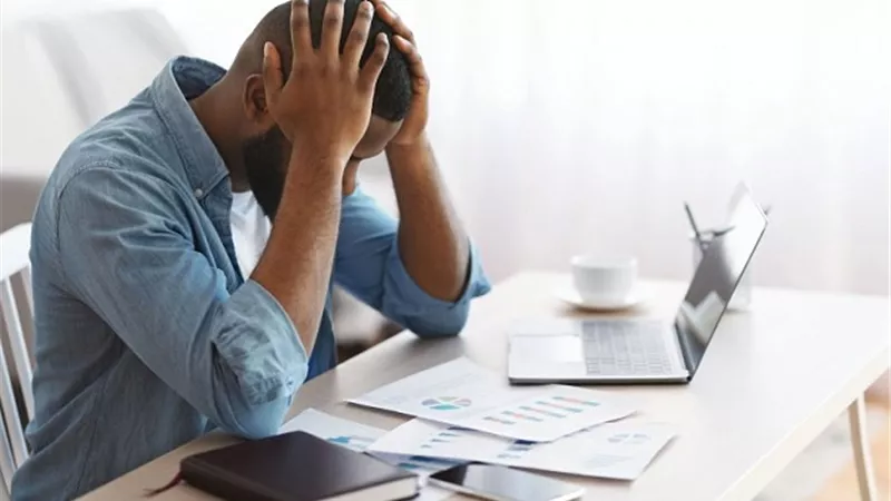 أسباب وأعراض الاحتراق النفسي