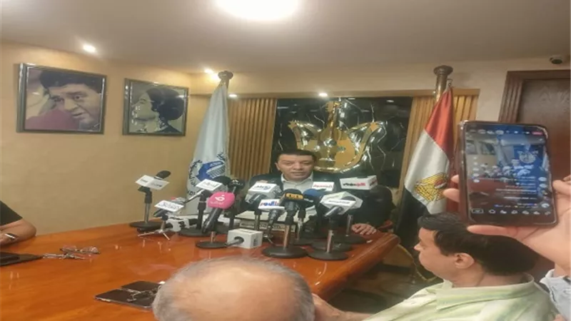 نقيب الموسيقيين يناشد نقيب الأطباء بسبب أزمة الفنان محمد فؤاد