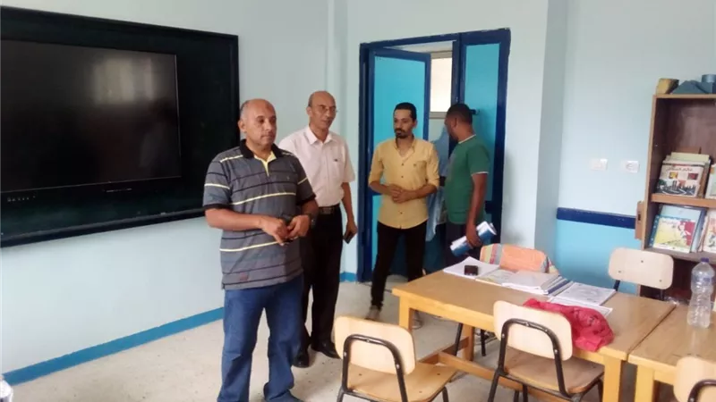 وكيل التعليم يتفقد إدارة العلمين التعليمية استعداداً للعام الدراسى