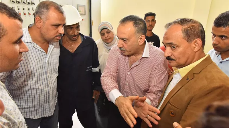 محافظ أسيوط يتفقد محطة مياه نجوع المعادي ومحطة مياه النواورة