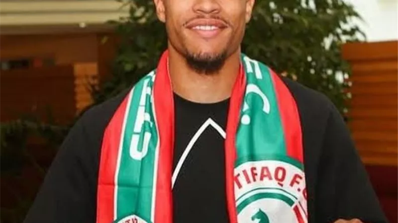 الاهلي يفاوض المهاجم السويدي روبن كوايسون