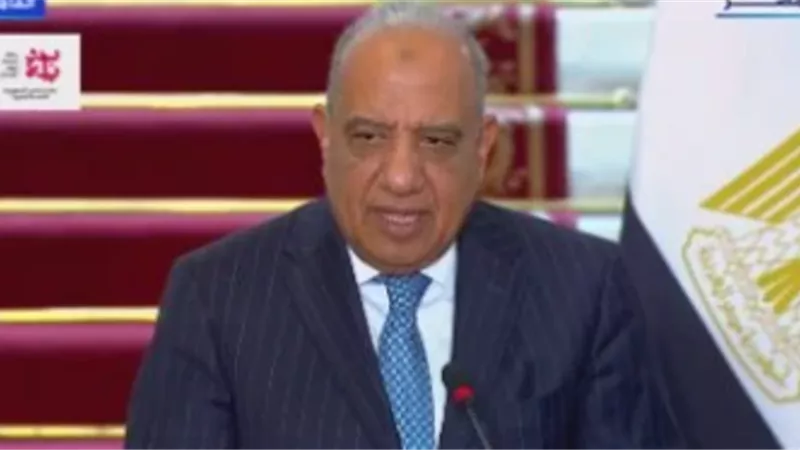 وزير الكهرباء: تبادل الخبرات فى مجال المفاعلات النووية بين مصر والمجر