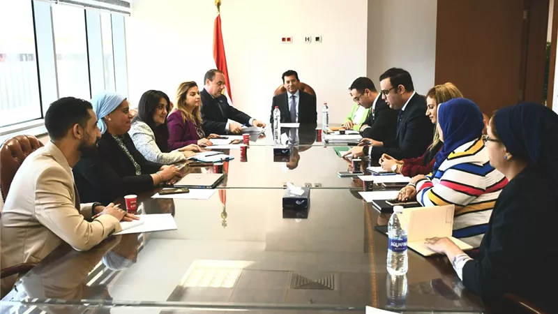 وزير الشباب يبحث التعاون مع الممثل الجديد لمنظمة UNFPA