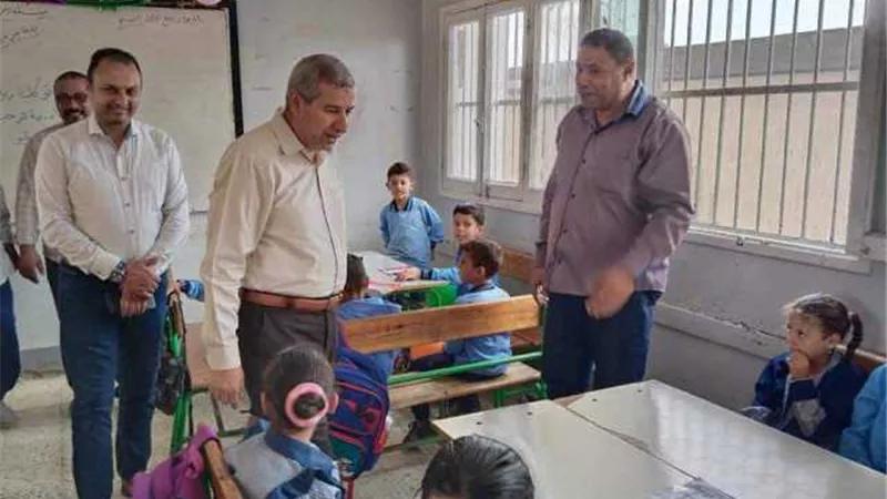 مدير تعليم دميـاط يتابع إستعدادات المدارس لإستقبال العام الدراسي