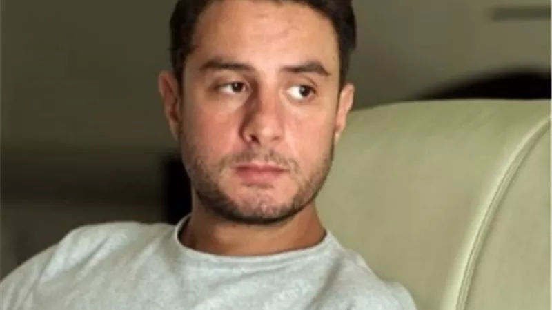 أحمد الفيشاوي: اتجوزت 5 مرات وفشلت أكون عيلة