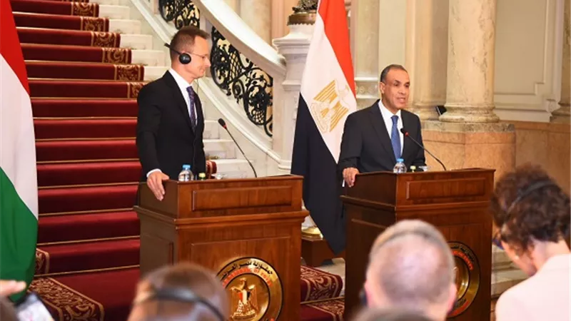 وزير الخارجية لـ 