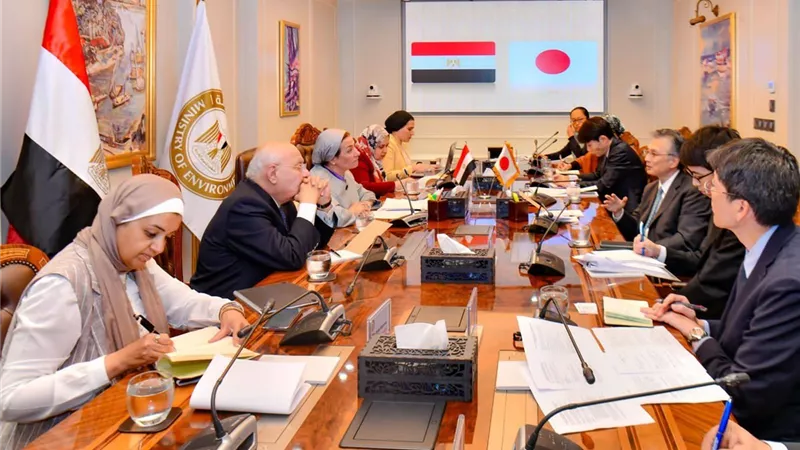 البيئة :زيارة ميدانية مع الجانب الياباني لوحدات الطاقة الشمسية بشرم الشيخ