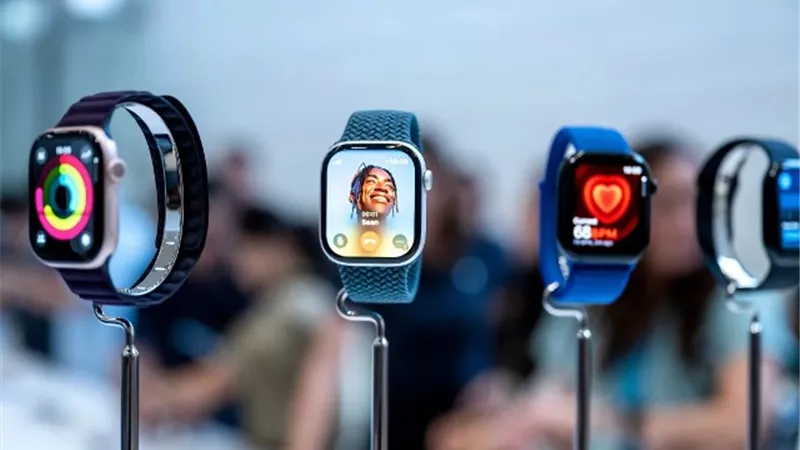 تأثير ساعاتApple الجديدة على الصحة.. وتحذير لمرضى القلب