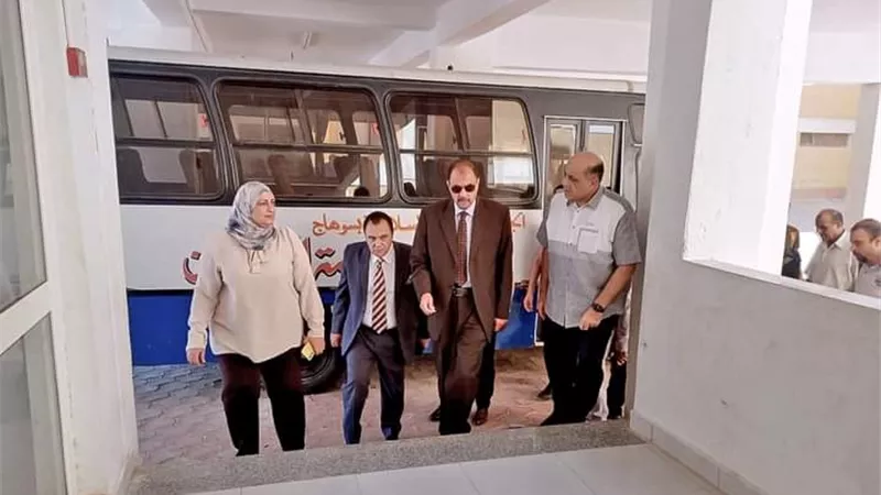 محافظ سوهاج يتفقد مؤسسة البنين لرعاية الأيتام بحي الكوثر