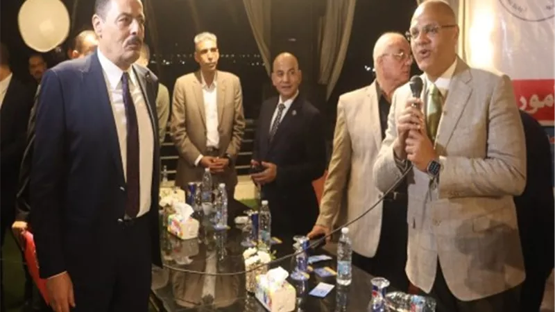 محافظ القليوبية : أوائل الشهادات العامة هم مستقبل مصر