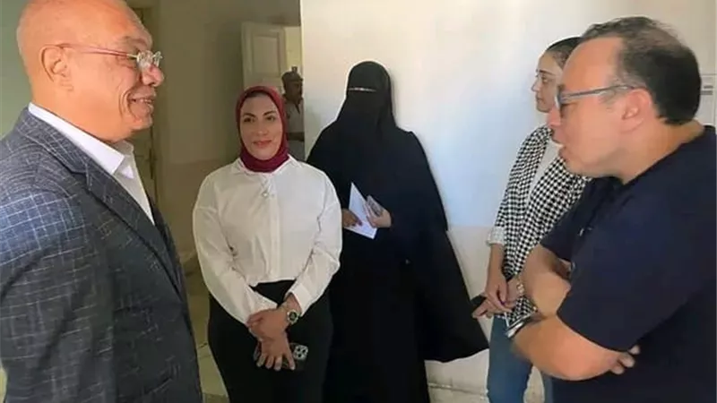وكيل صحة بورسعيد يتفقد العمل بالمراكز الطبية ومركز الأسنان التخصصي