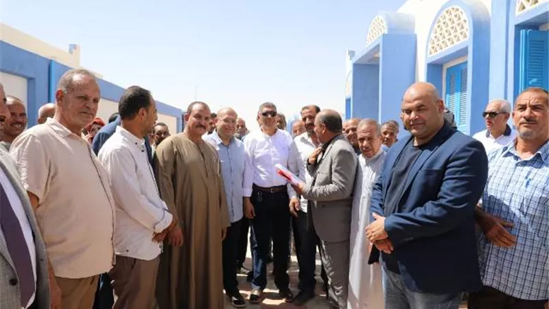 محافظ الجيزة يفتتح مشروعات تنموية بالواحات البحرية