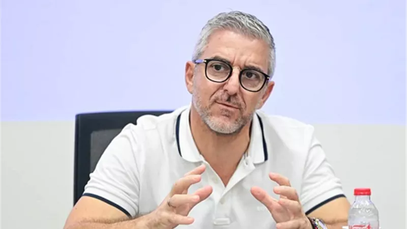 الاتحاد يواجه سبورتنج اليوم على ثلاث اشواط