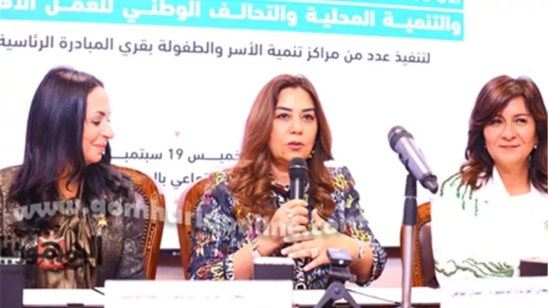 وزيرة التنمية المحلية : تسهيل إصدار تراخيص حضانات الأسرة والطفل