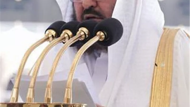 الإسلام ربي أتباعه على سلامة التوحيد
