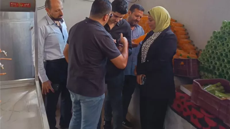 ضبط مصنع غير مرخص يقلد علامات تجارية لماركات شهيرة بالاسماعيلية