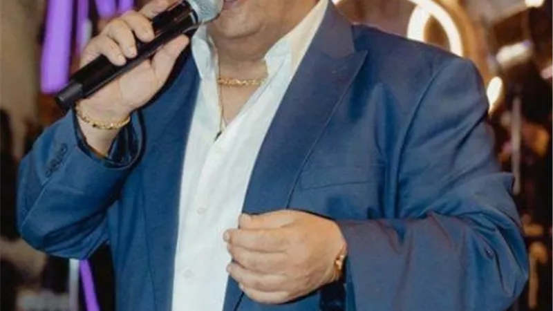 عبد الباسط حمودة مطلوب على جوجل.. اشتغلت مداح قبل الشهرة