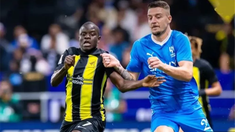 الهلال أمام الاتحاد في قمة كلاسيكو الدوري السعودي الليلة