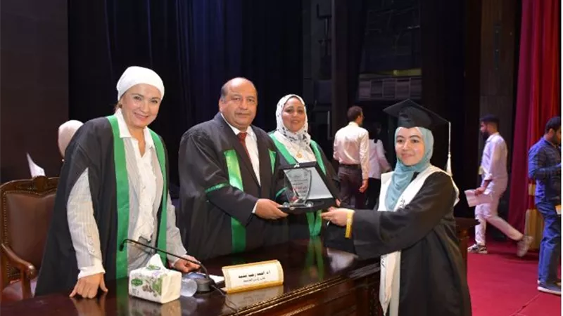تخريج دفعة جديدة بكلية التربية للطفولة المبكرة بجامعة القاهرة
