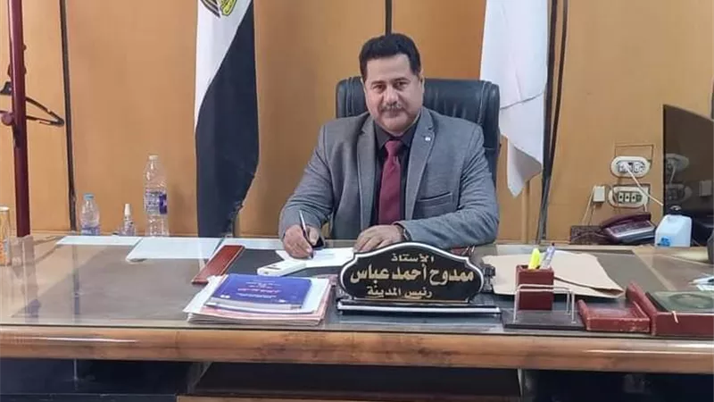إحالة ٨ من العاملين للتحقيق لغيابهم عن العمل بدون عذر قانوني