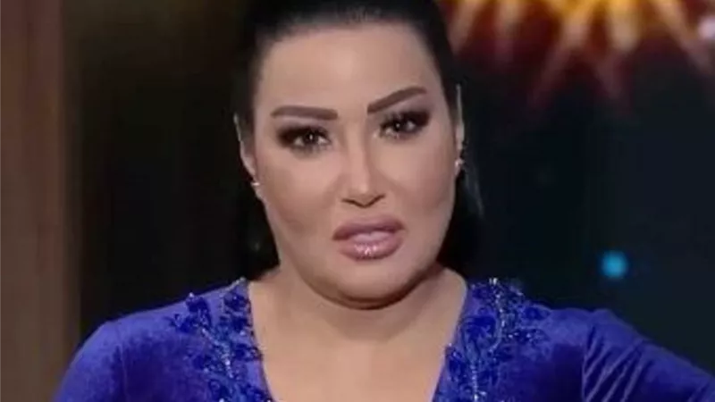سمية الخشاب تشعل حماس جمهورها قبل إطلاق 