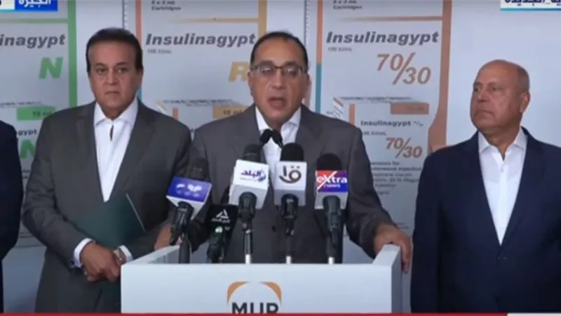 رئيس الوزراء يُعلن إنتاج 183 مليون عبوة دواء لتغطية النواقص بالأسواق