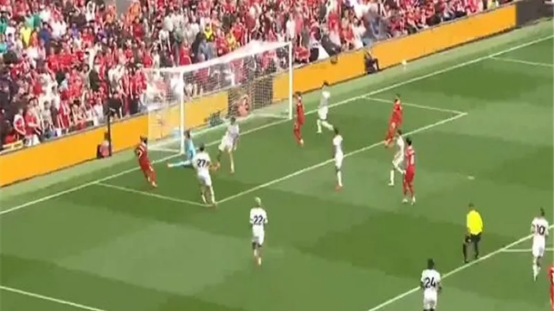 اختراق رائع من دياز وحارس بورنموث يتألق