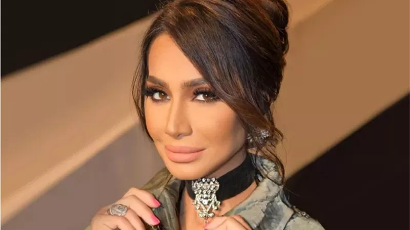 بسمة وهبة تحتفل بزفاف نجلها في إيطاليا