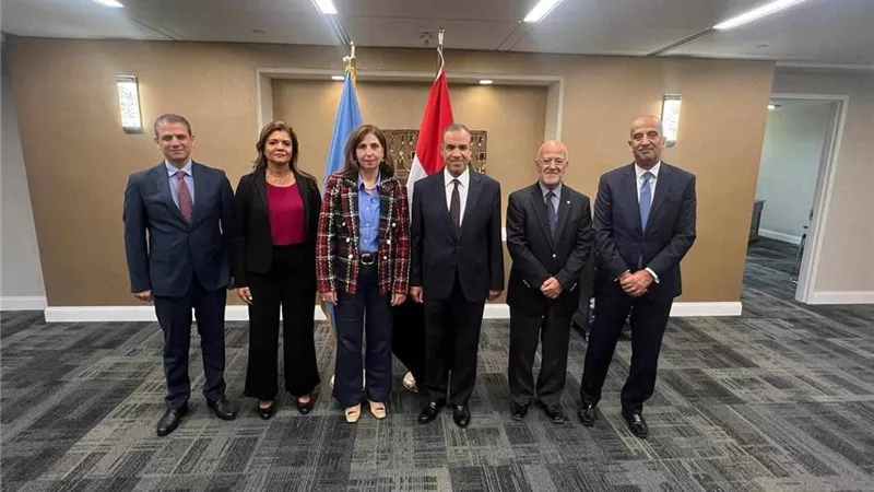 وزير الخارجية يلتقي السكرتيرة التنفيذية للإسكوا