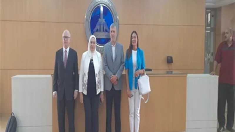 ألسن عين شمس تستقبل سفير البرتغال والمستشارة الثقافية