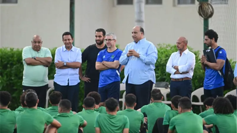 الاتحاد يقترب من التعاقد مع المهاجم النيجيرى ايمانويل