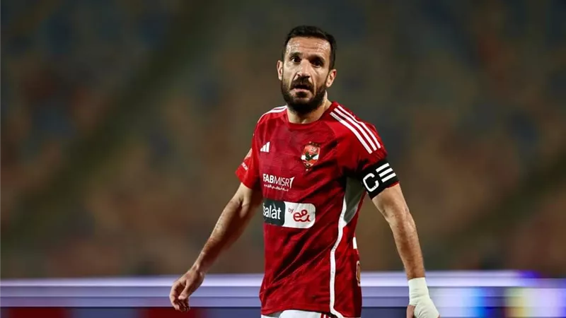 نجم الأهلي الأسبق: أرفض رحيل معلول في يناير