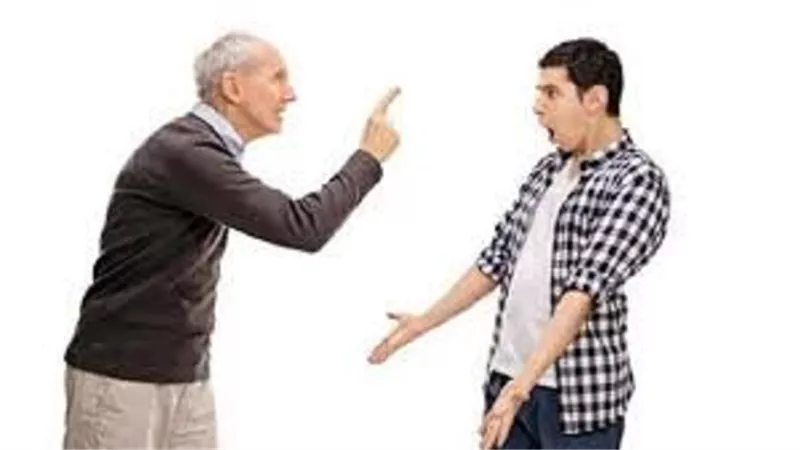 هجر الاخ الذى يتطاول على والديه هل هو مشروع؟