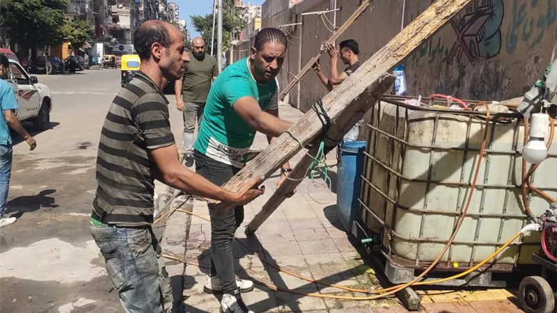 ازالة الاشغالات بمحيط المدارس بالورديان والقبارى غرب الاسكندرية
