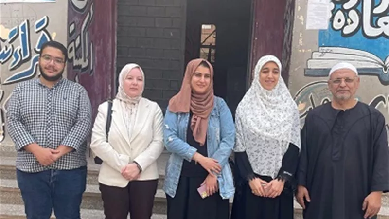 جامعة بنها تنظم قوافل علاجية وصحية بقرية الرملة